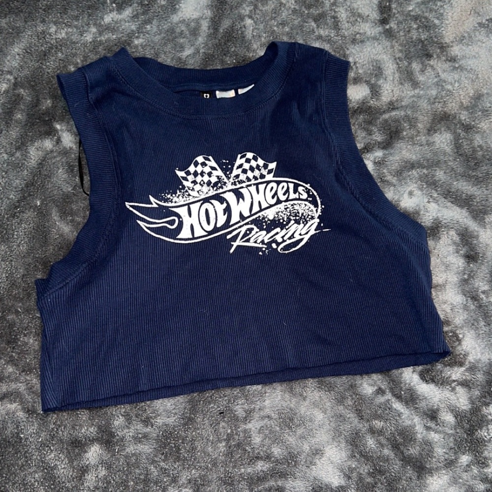 Cropped Hot wheels tank , Never worn.